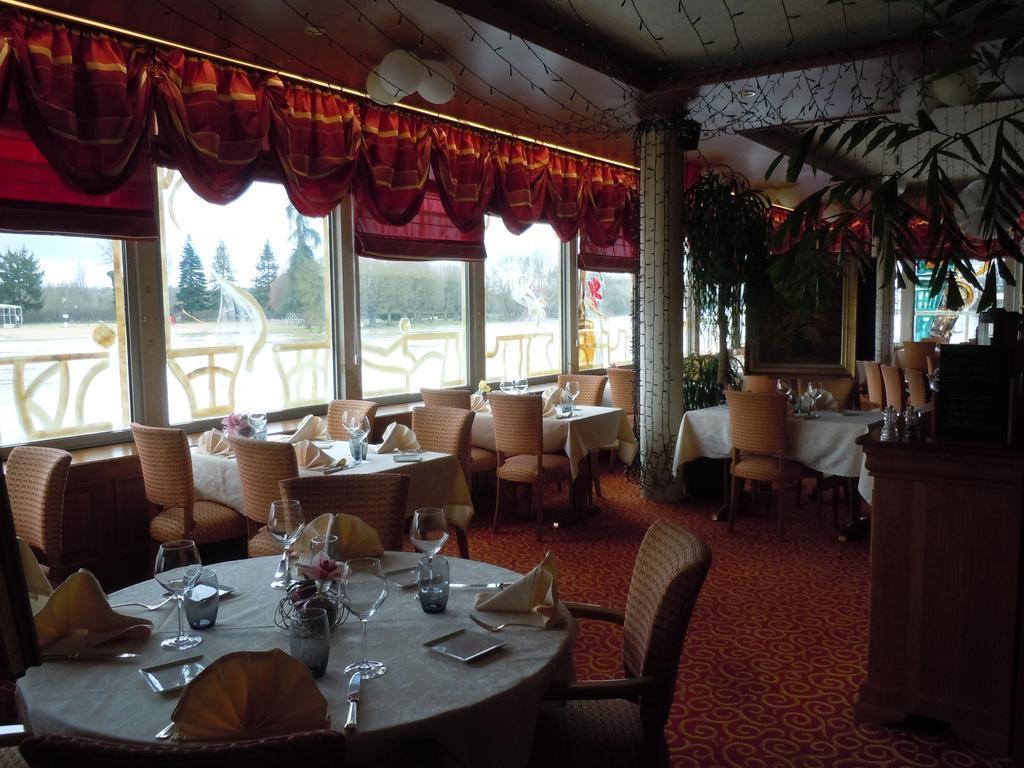 Hotel Restaurant Le Bellevue Montrichard 3 Etoiles Монришар Екстер'єр фото